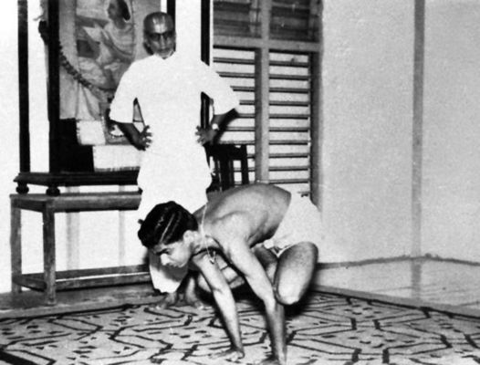 desikachar_krishnamacharya