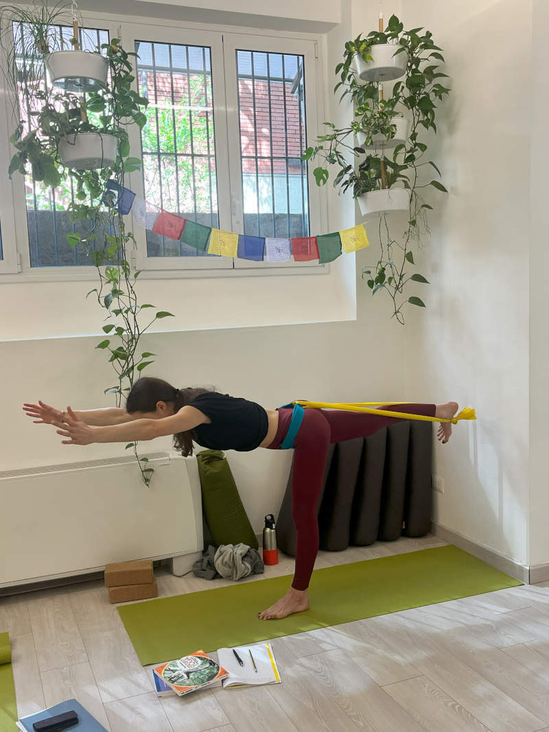 Virabhadrasana III con supporti
